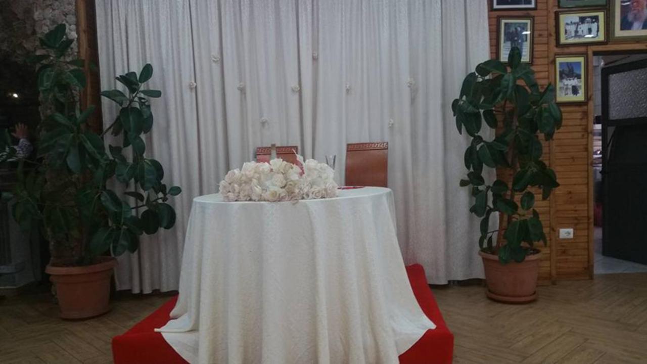 Kt Qato Hotel Bogove Ngoại thất bức ảnh